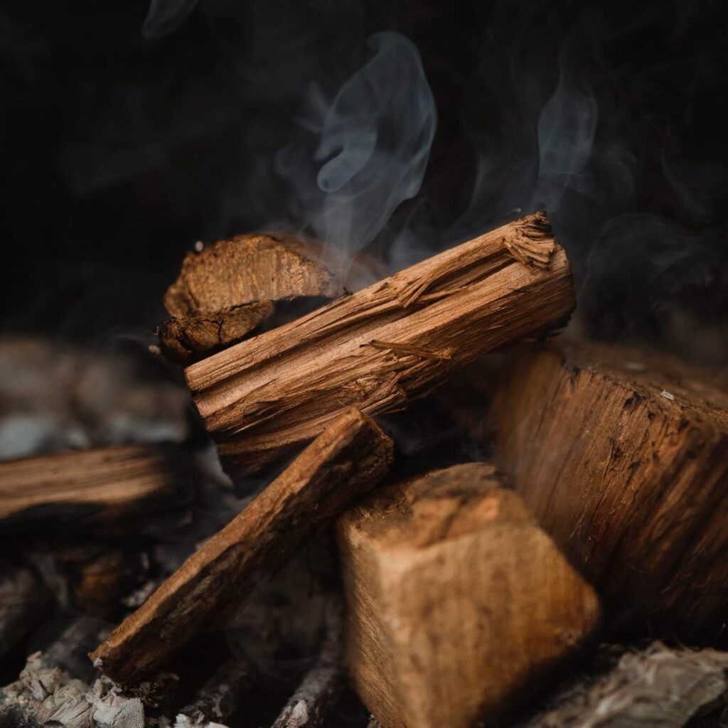 Best Wood Chips – Fire & Flavor Oak Wood Chunks for Smokers Review