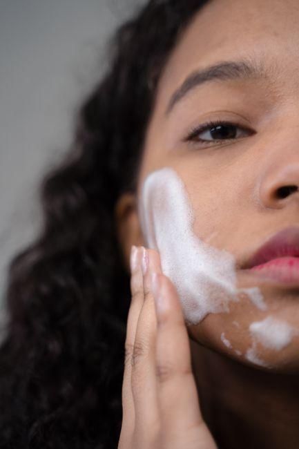 What Is the Best Facial Cleanser for Sensitive Skin? Gentle Options That Actually Work